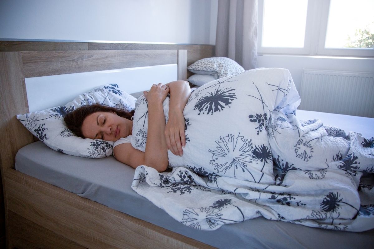 Ciclo circadiano: o que é e como regular seu ritmo para o sono ideal