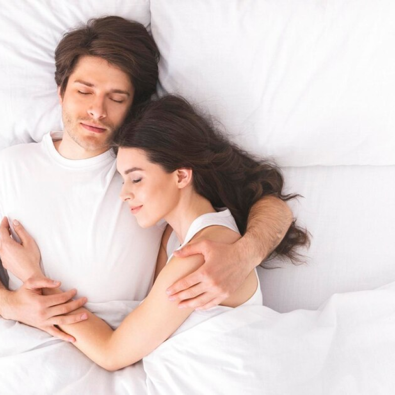 Dormir junto ou separado: como o parceiro impacta a qualidade do sono