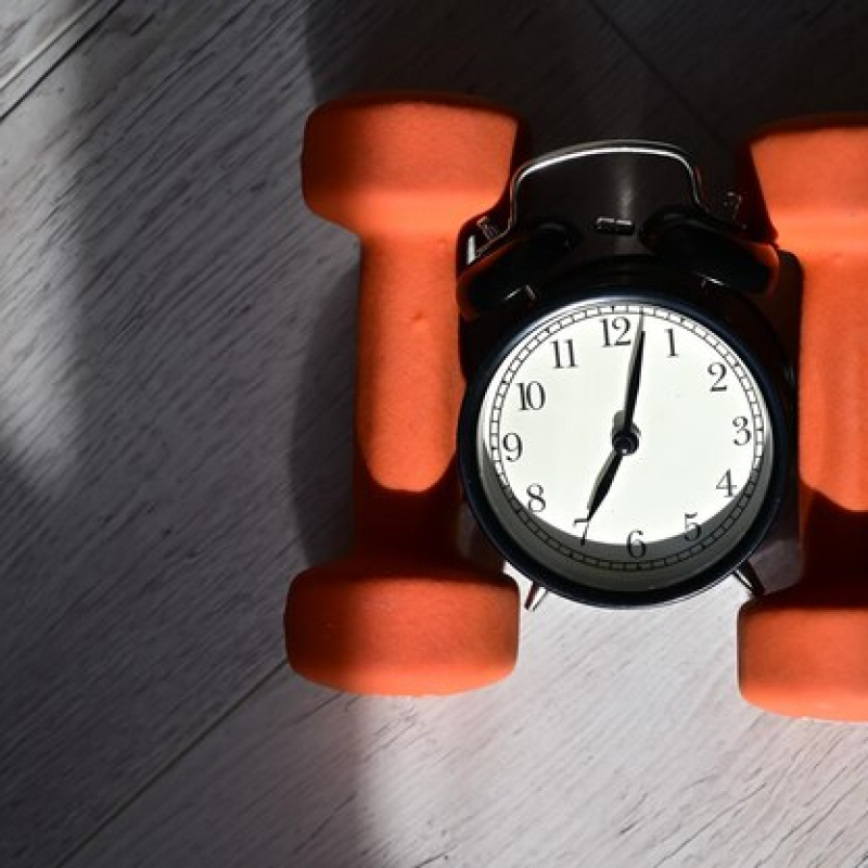 Exercícios e sono: qual a melhor hora para praticar sem prejudicar o descanso?